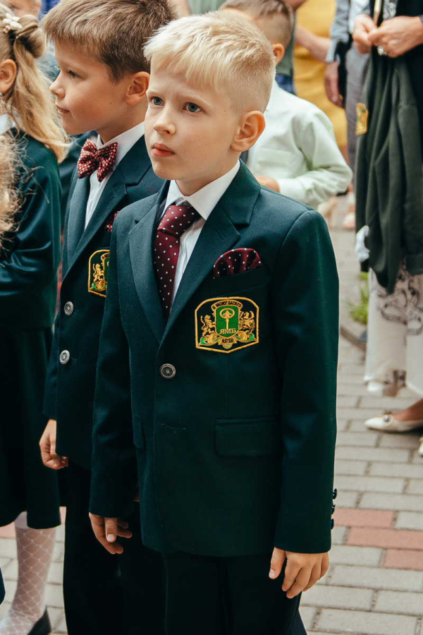 зелений_піджак_для_хлопчика